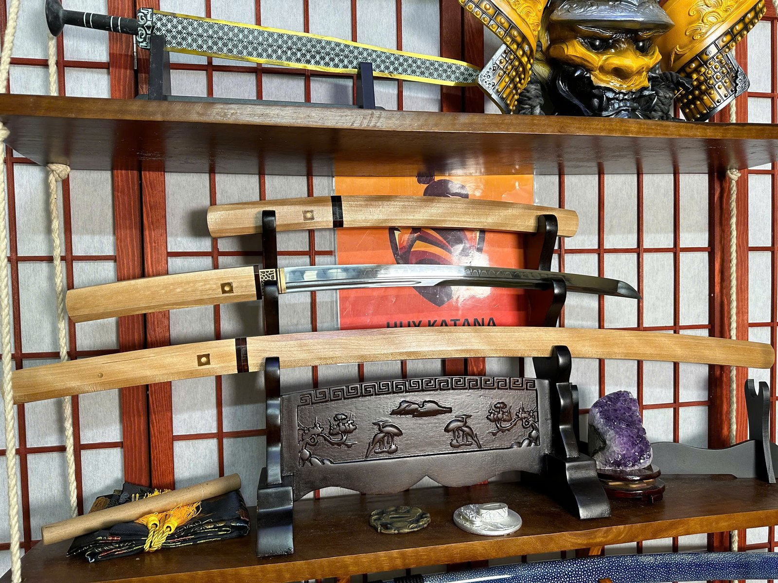 Tổng Hợp Toàn Bộ Các Mẫu Huy Katana Tự Chụp Tại Store
